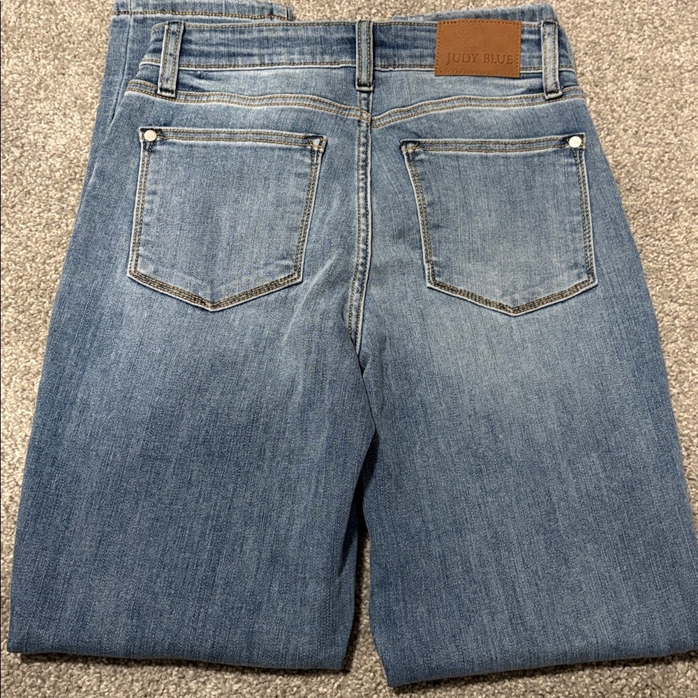 Judy Blue Slim Fit Jeans - Picture 5 of 5